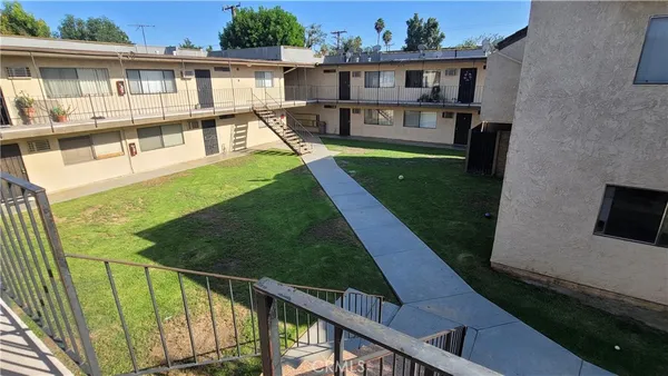 $2,550 | 15351 Orange Avenue, Unit 26, Paramount, CA 90723