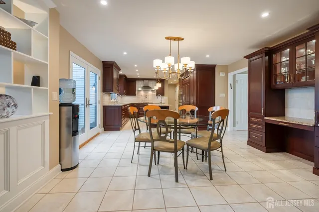 $1,250,000 | 3 Franklin Court, East Brunswick, NJ 08816