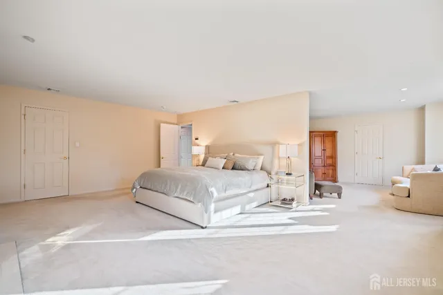 $1,250,000 | 3 Franklin Court, East Brunswick, NJ 08816