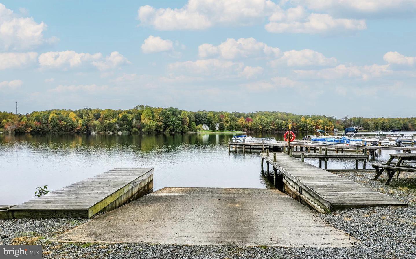 444 Point Drive Bumpass, VA 23024 - Photo 5 of 68