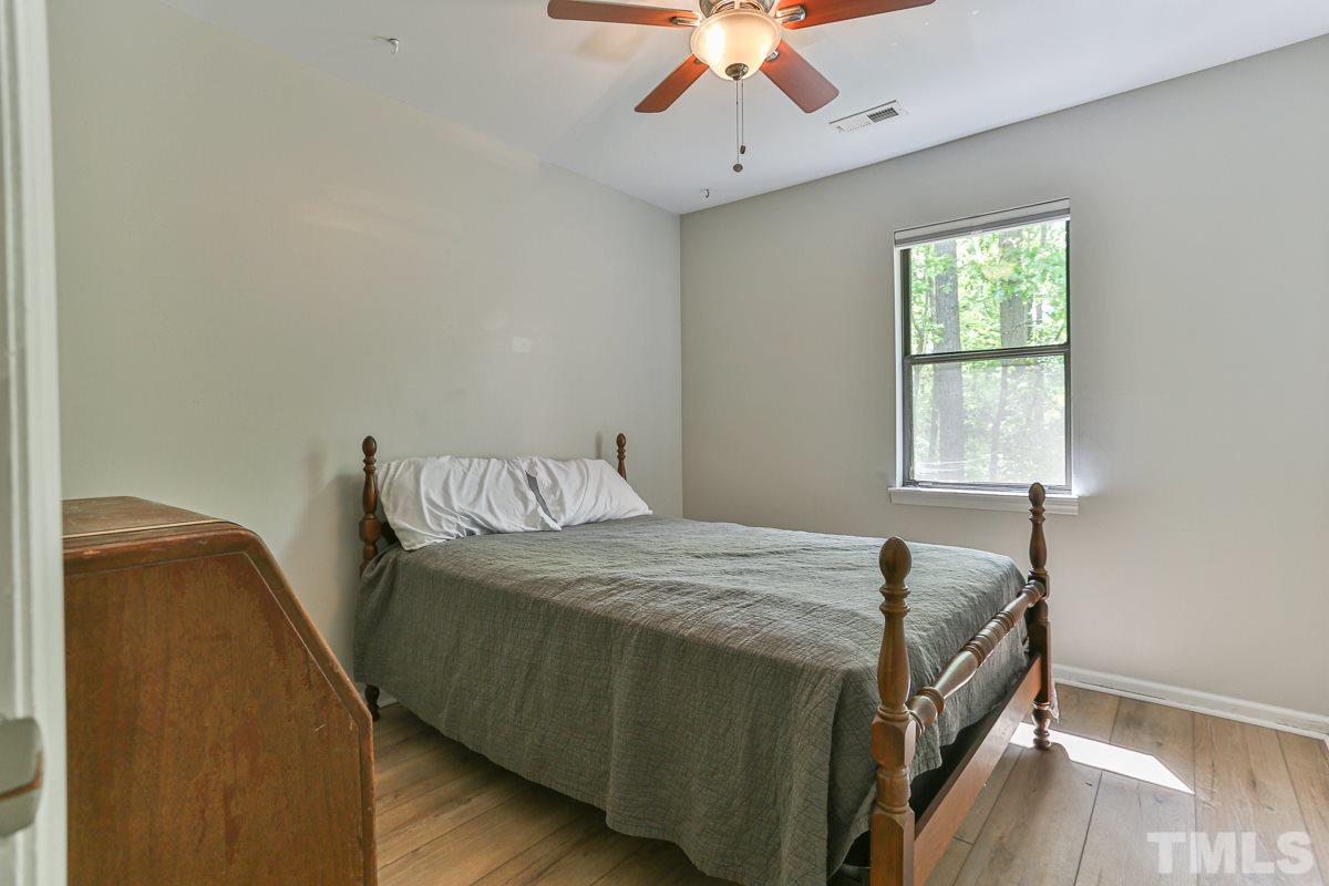 5752 Forest Lawn Court Raleigh, NC 27612 - Photo 16 of 27 Gallery Image 16