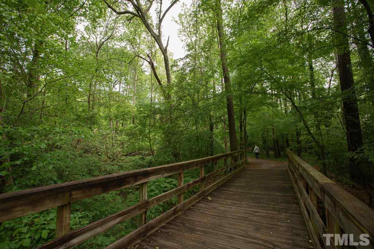 5752 Forest Lawn Court Raleigh, NC 27612 - Photo 25 of 27 Gallery Image 25