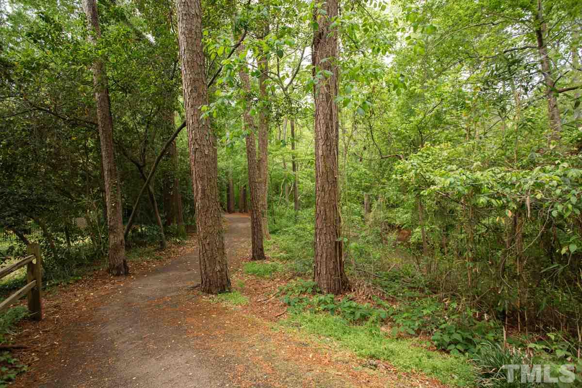 5752 Forest Lawn Court Raleigh, NC 27612 - Photo 27 of 27 Gallery Image 27