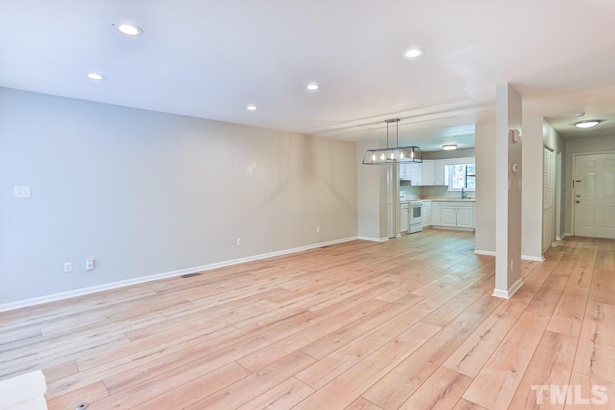 5752 Forest Lawn Court Raleigh, NC 27612 - Photo 6 of 27 Gallery Image 6