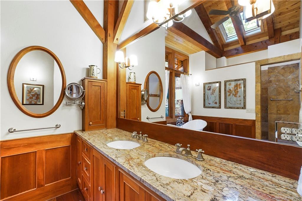 49 Corkscrew Way Sylva, NC 28779 - Photo 17 of 40 Gallery Image 17