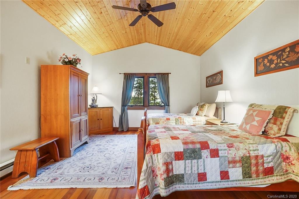 49 Corkscrew Way Sylva, NC 28779 - Photo 29 of 40 Gallery Image 29