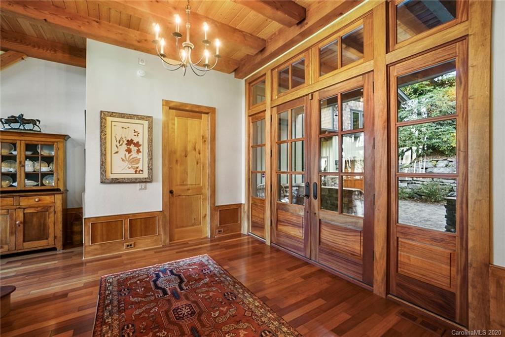 49 Corkscrew Way Sylva, NC 28779 - Photo 4 of 40 Gallery Image 4