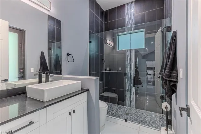 $4,000 | 4029 2nd Avenue Southeast, Naples, FL 34117