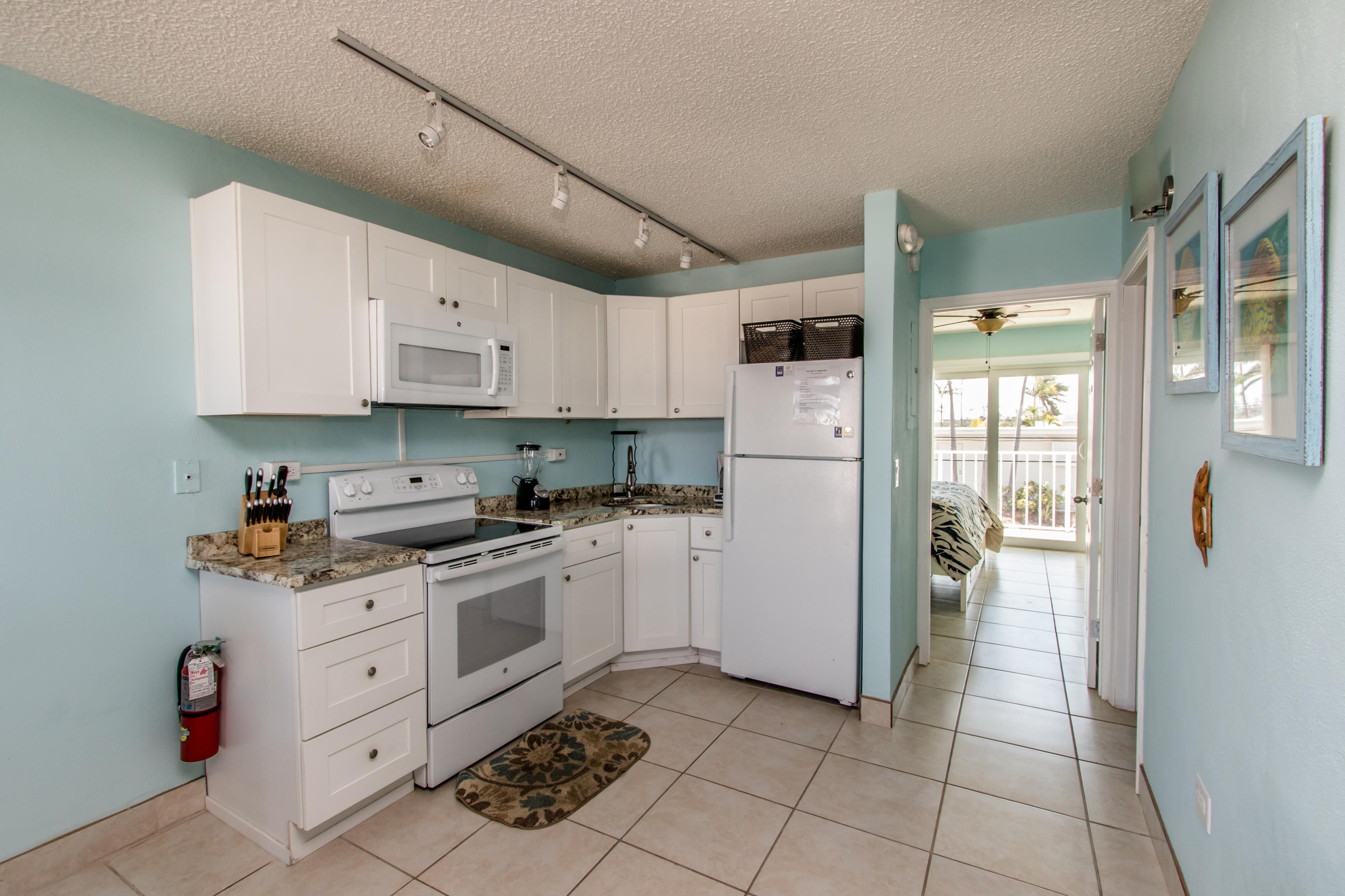 21 Sombrero Boulevard, Unit 203 Marathon, FL 33050 - Photo 16 of 44 Skipjack 203-4035
