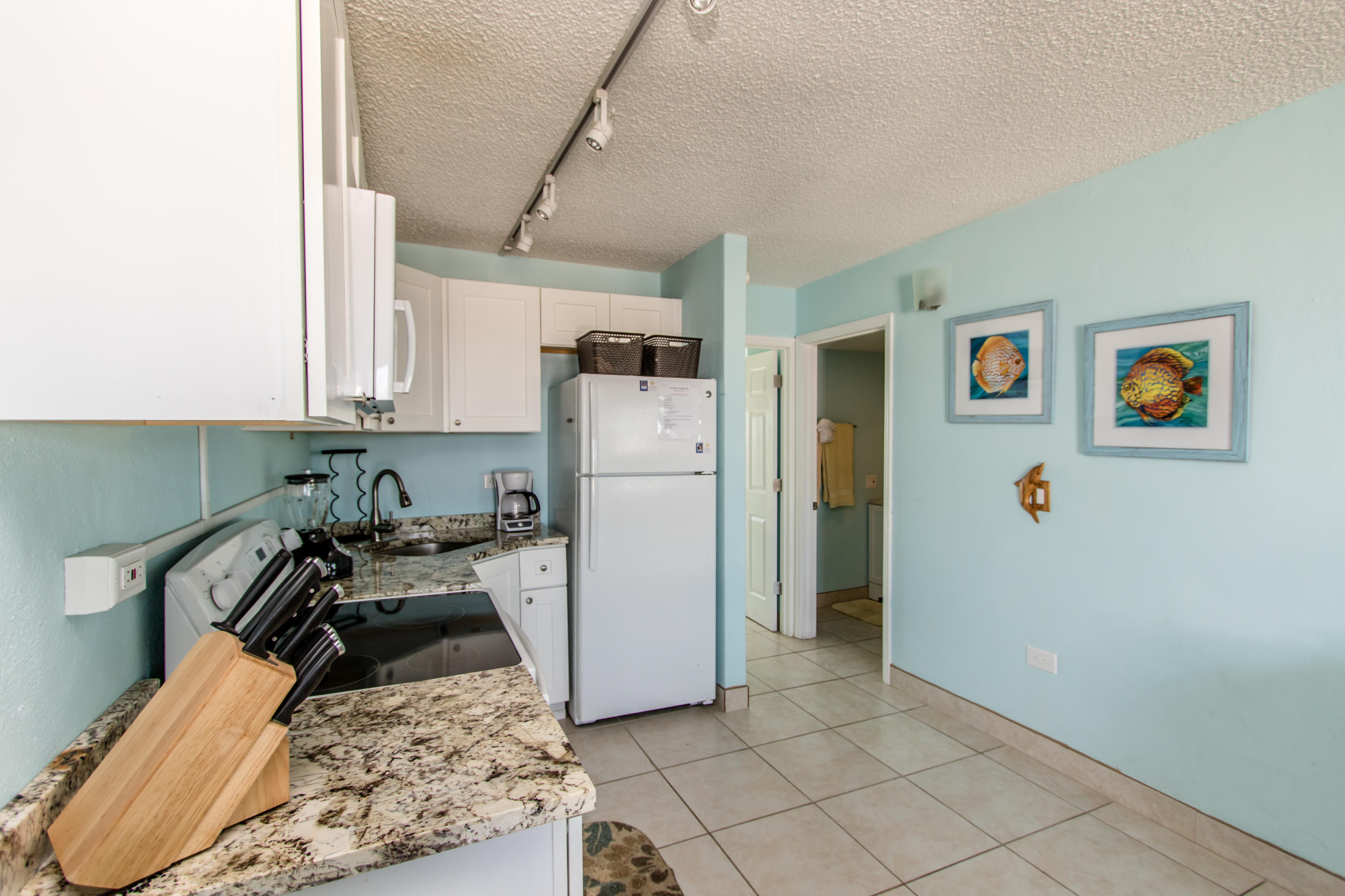 21 Sombrero Boulevard, Unit 203 Marathon, FL 33050 - Photo 19 of 44 Skipjack 203-4044