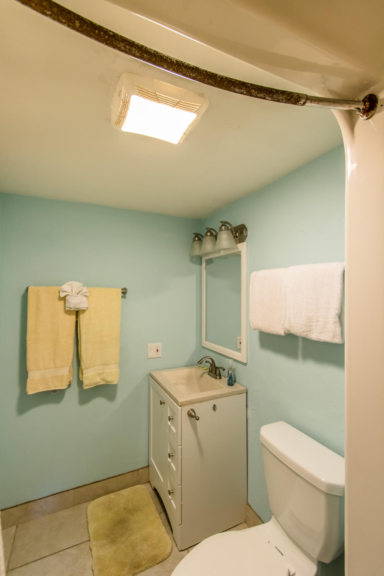 21 Sombrero Boulevard, Unit 203 Marathon, FL 33050 - Photo 20 of 44 Skipjack 203-4047