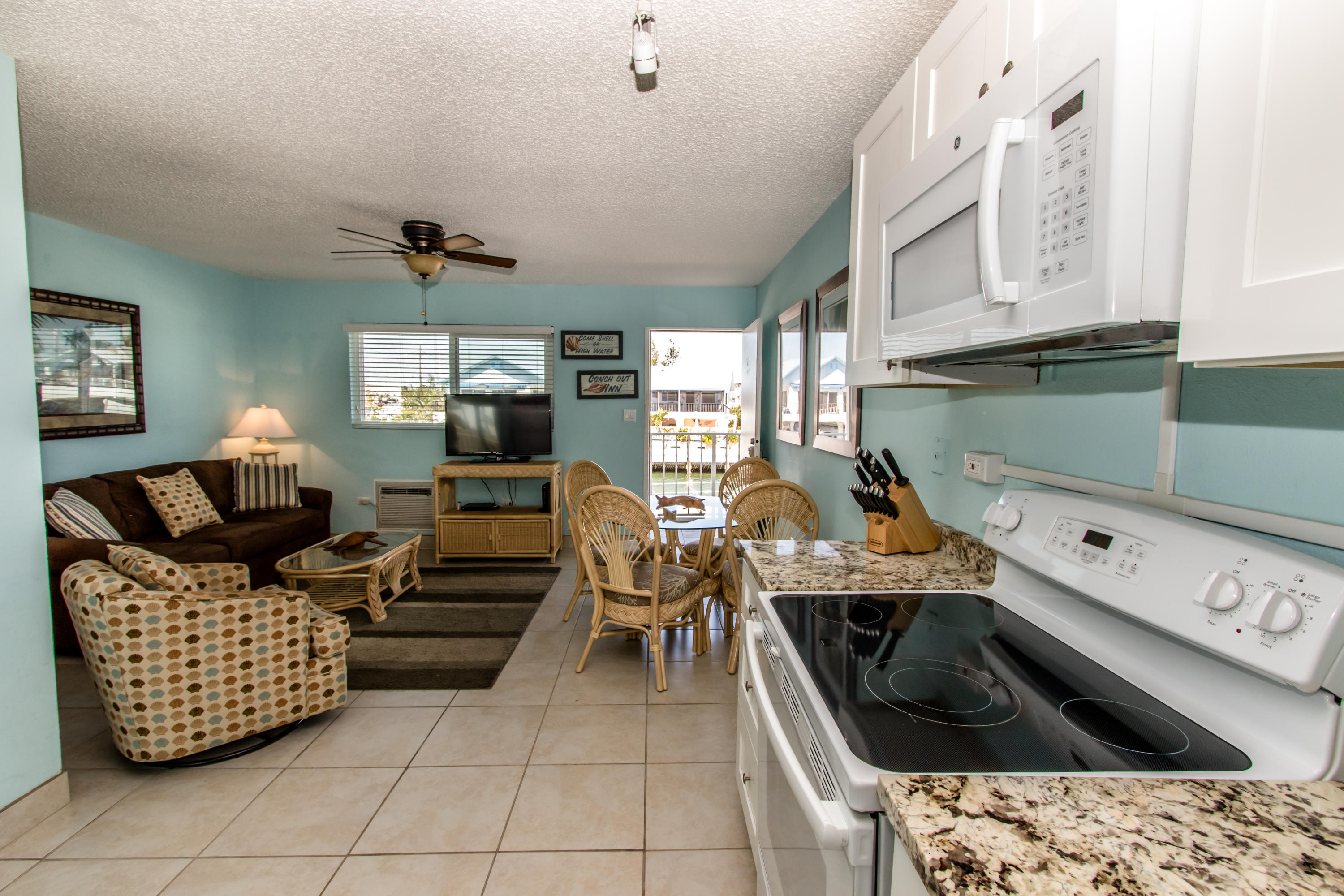 21 Sombrero Boulevard, Unit 203 Marathon, FL 33050 - Photo 31 of 44 Skipjack 203-4099