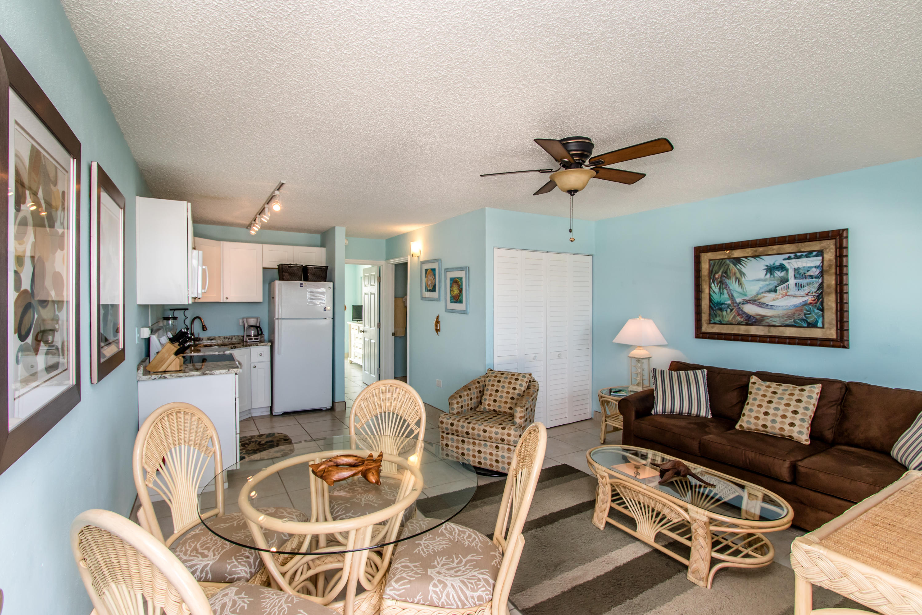 21 Sombrero Boulevard, Unit 203 Marathon, FL 33050 - Photo 6 of 44 Skipjack 203-3981