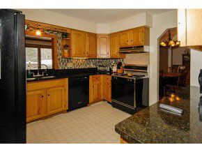 14 Storrs Hill Road Lebanon, NH 03766 - Photo 3 of 31 Gallery Image 3