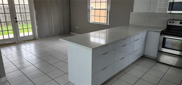 $3,500 | 4725 Southwest 143rd Avenue, Miami, FL 33175
