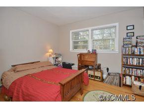19 Maplewood Road Asheville, NC 28804 - Photo 8 of 12 Gallery Image 8