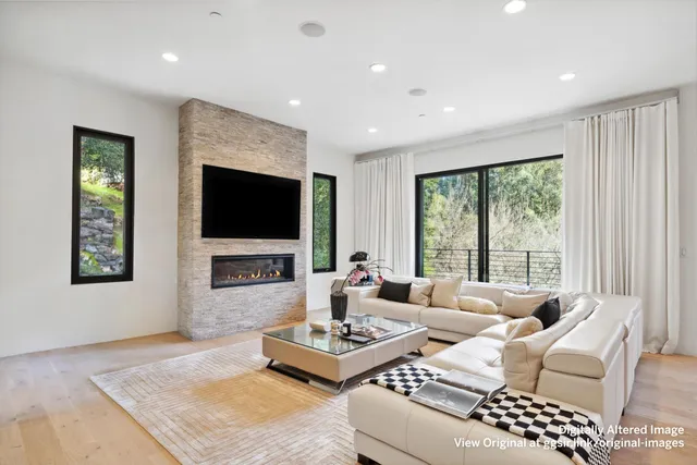 $2,600,000 | 3 West Circle, Oakland, CA 94611