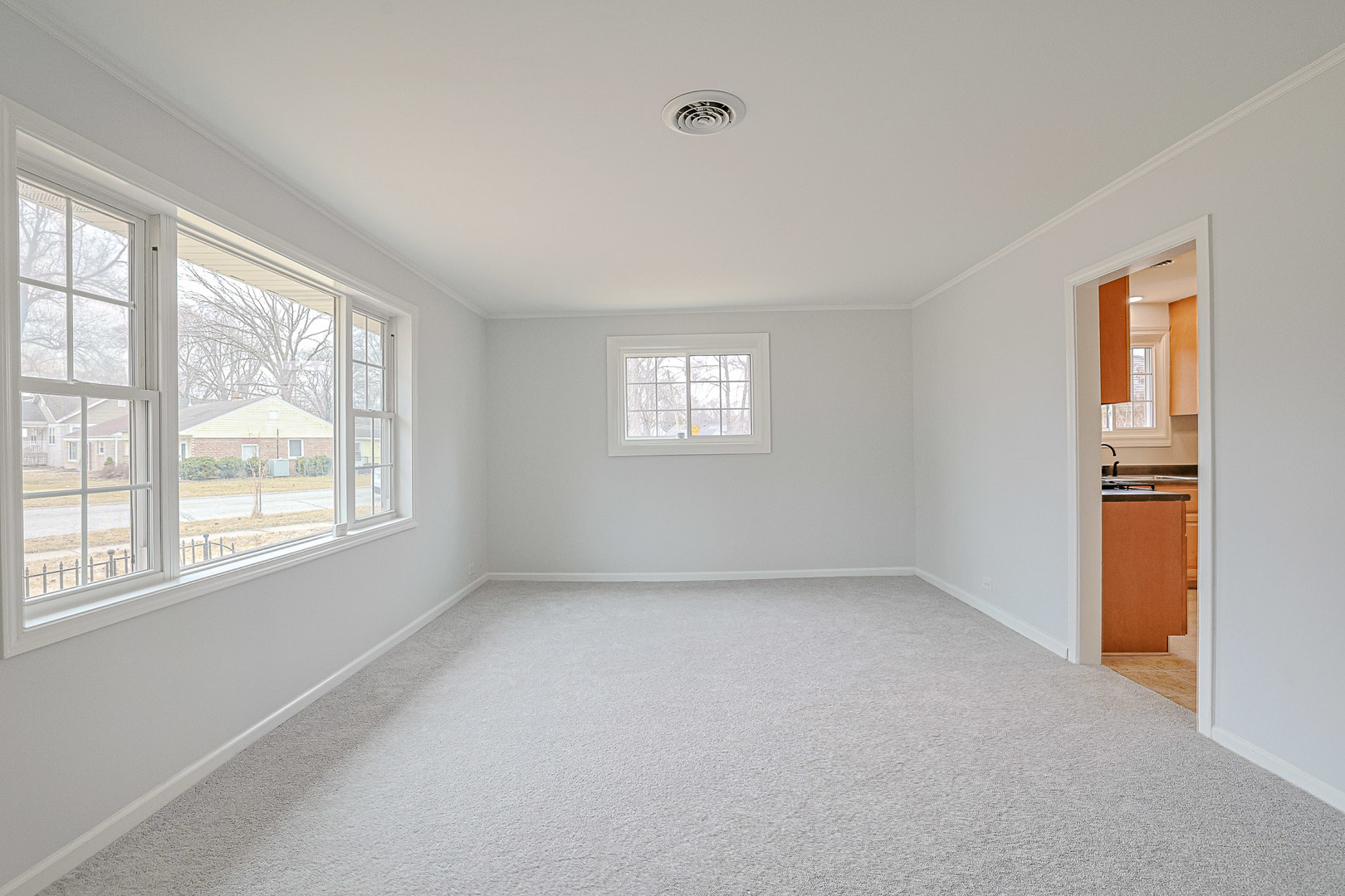 2524 Locust Road Homewood, IL 60430 - Photo 5 of 23