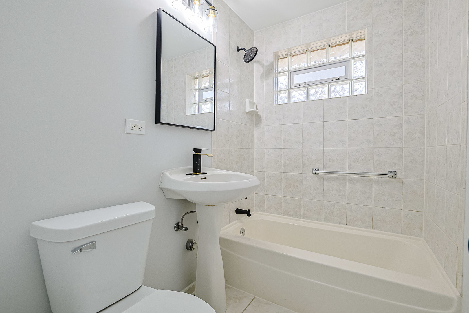 2524 Locust Road Homewood, IL 60430 - Photo 9 of 23