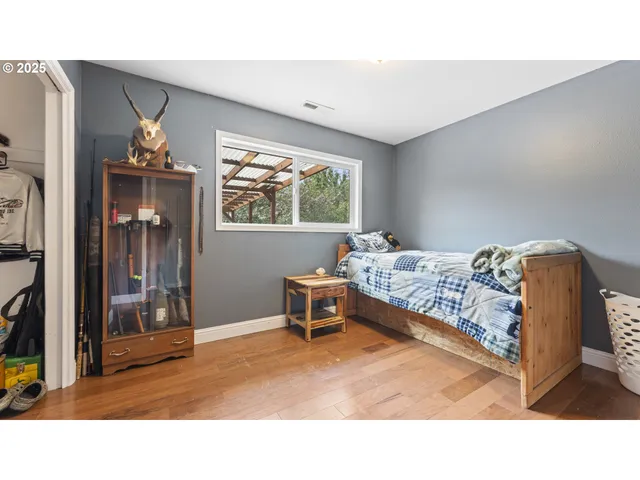 $605,000 | 96620 Highway 42, Coquille, OR 97423