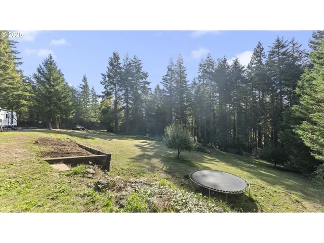 $605,000 | 96620 Highway 42, Coquille, OR 97423