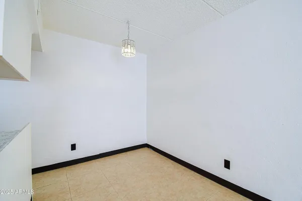 $1,295 | 3416 North 44th Street, Unit 8, Phoenix, AZ 85018