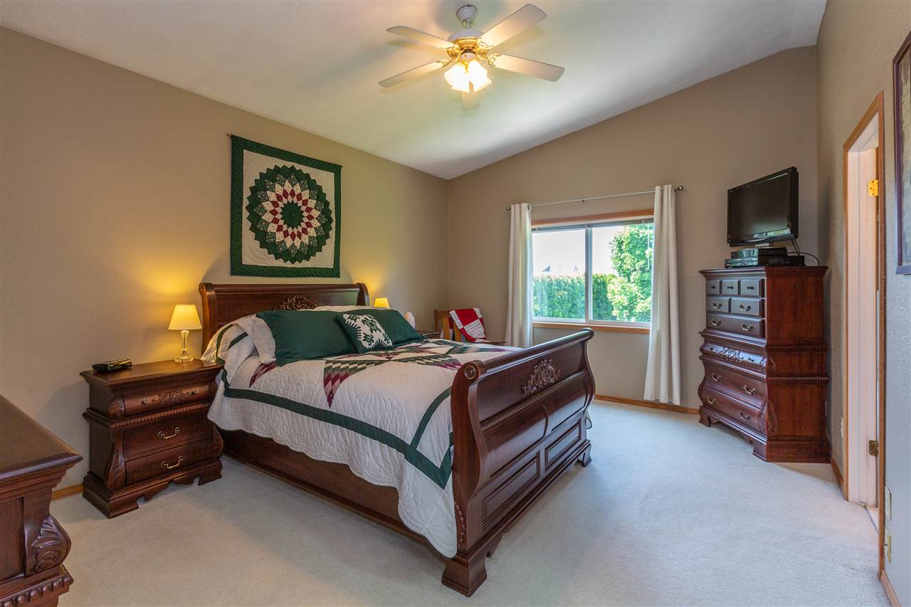 4505 North Woodlawn Road Spokane Valley, WA 99216 - Photo 7 of 20