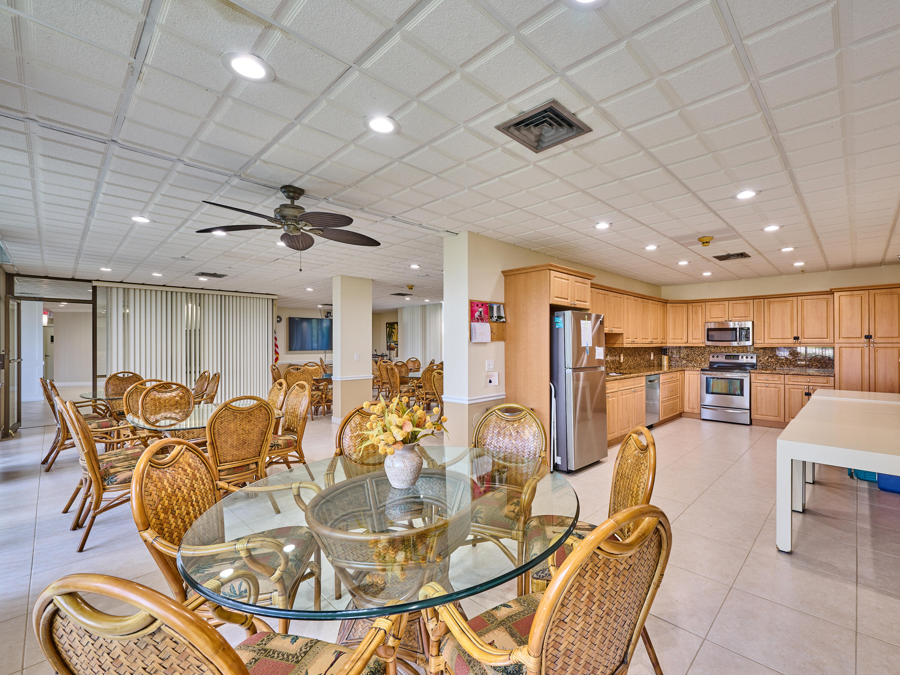 336 Golfview Road, Unit 605 North Palm Beach, FL 33408 - Photo 20 of 26 C PYL 0052
