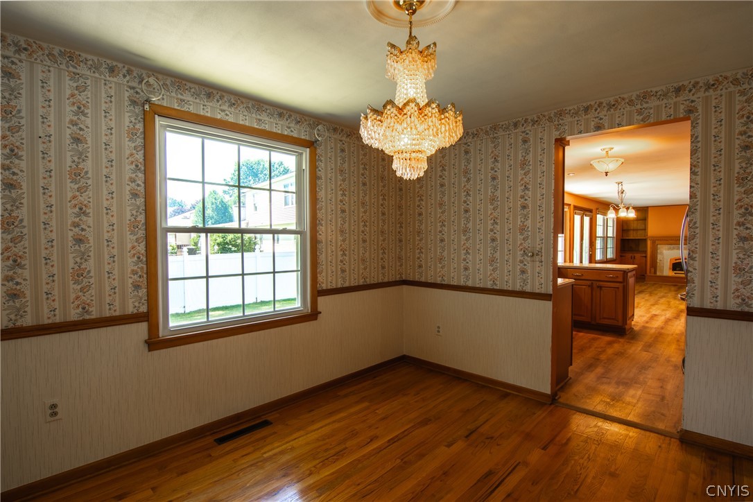 203 Ruth Road Clay, NY 13212 - Photo 13 of 34