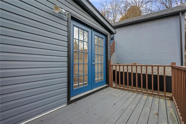 a view of a storage & utility room