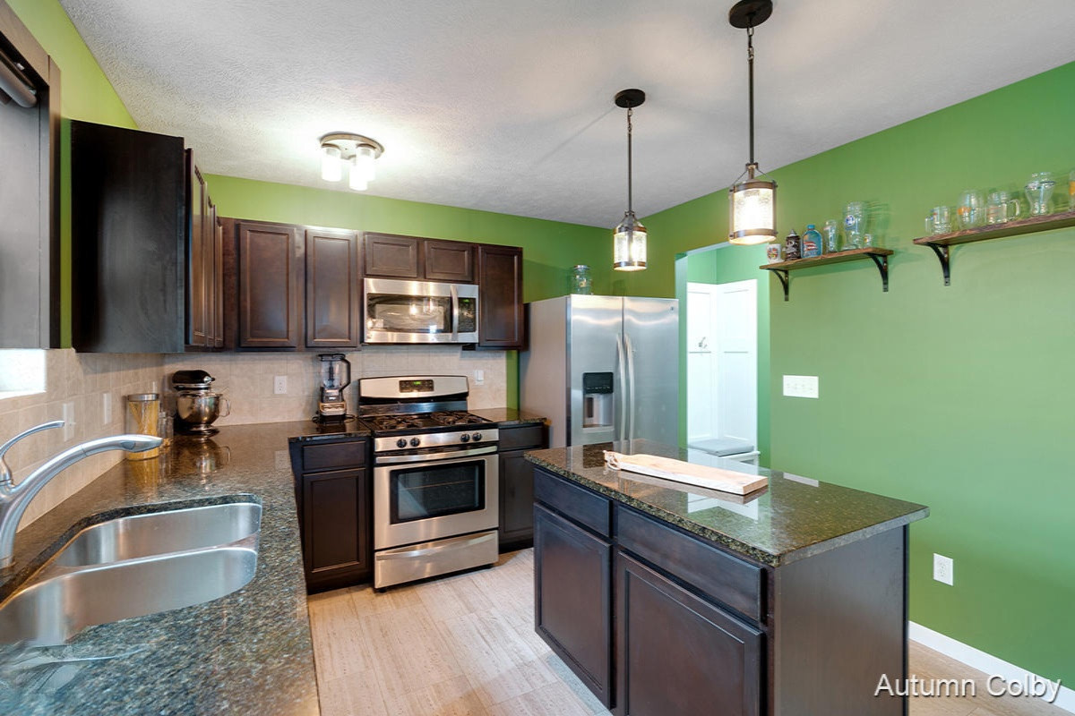 12099 Russell Ridge Cedar Springs, MI 49319 - Photo 12 of 38 IMG_1011