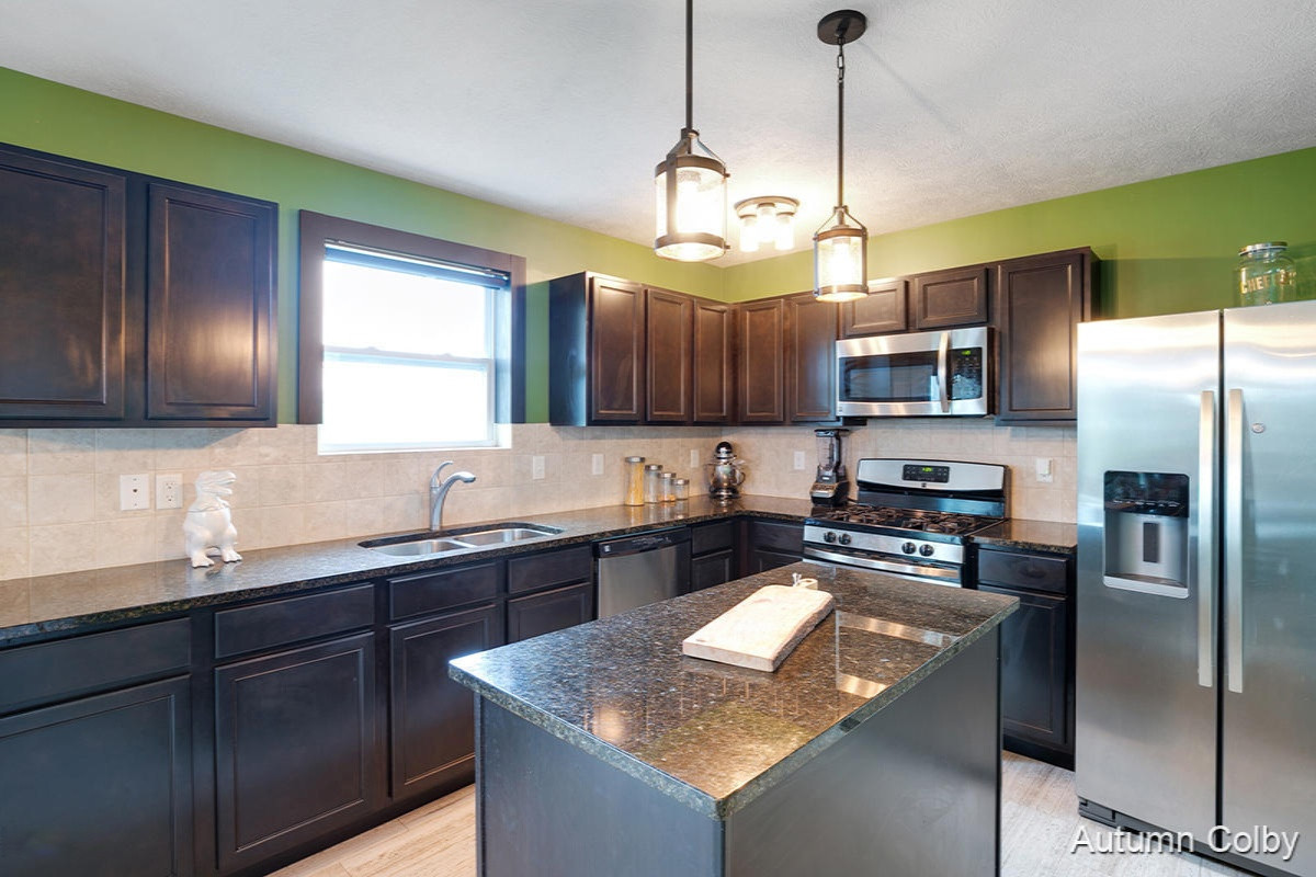 12099 Russell Ridge Cedar Springs, MI 49319 - Photo 10 of 38 IMG_1009