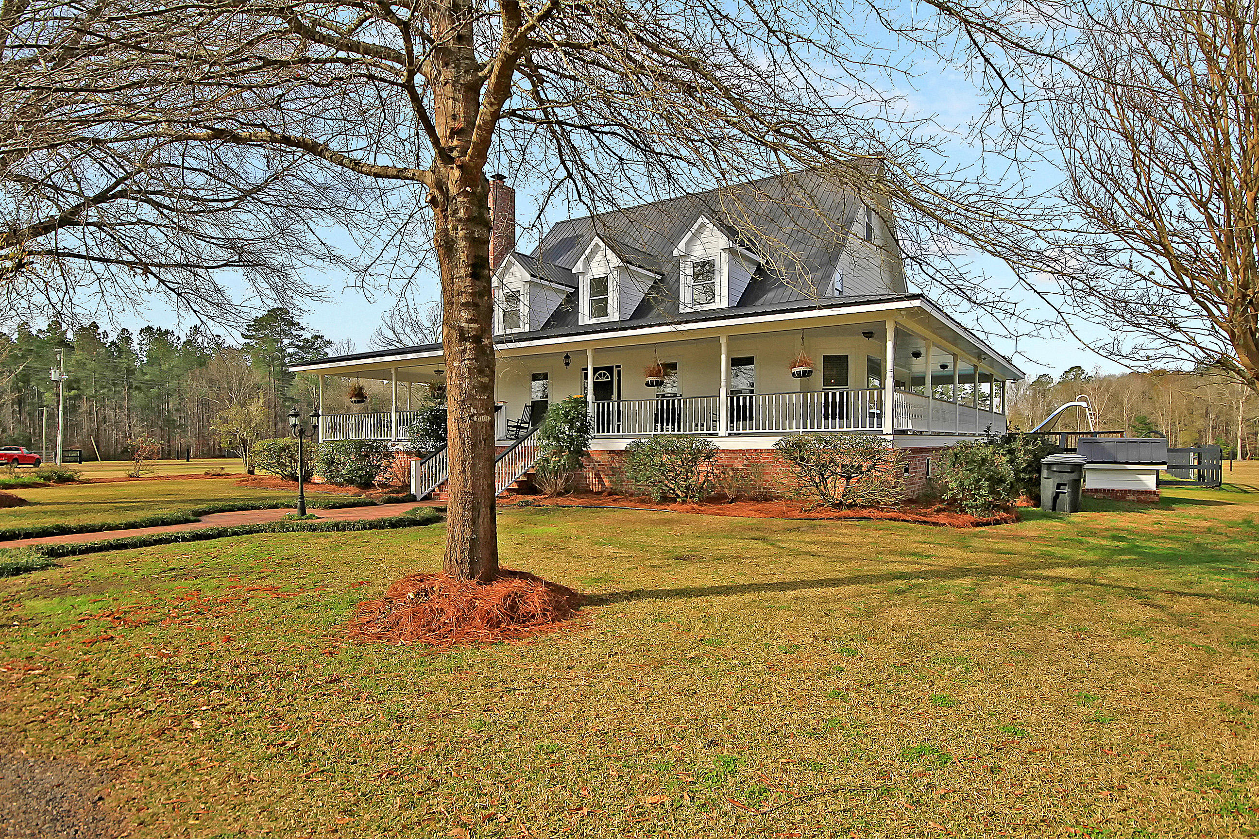 198 Eadie Road Ridgeville, SC 29472 - Photo 2 of 66 IMG_0560 copy