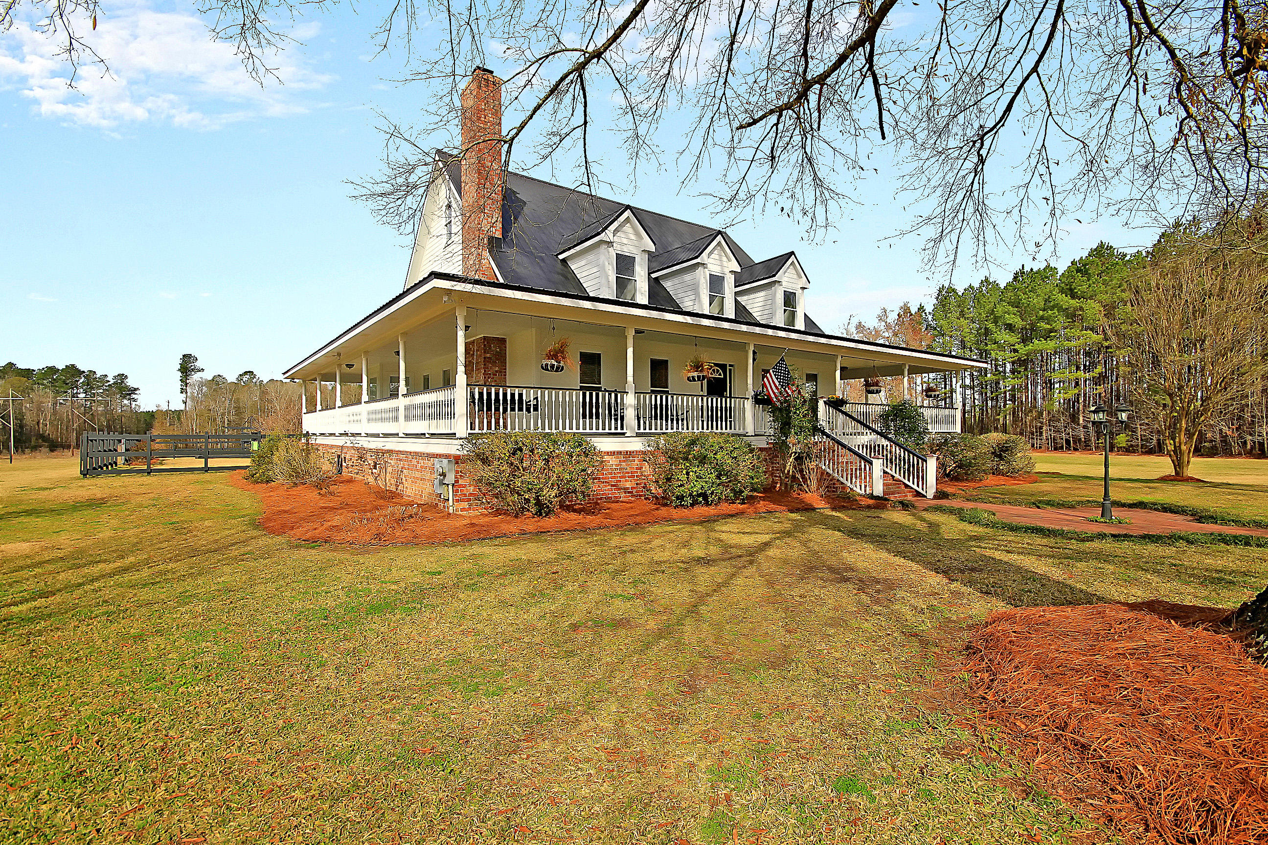 198 Eadie Road Ridgeville, SC 29472 - Photo 3 of 66 IMG_0550 copy