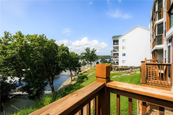 $350,000 | 601 Park Pl Drive, Unit 1A, Kaiser, MO 65047