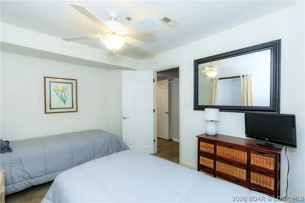 $350,000 | 601 Park Pl Drive, Unit 1A, Kaiser, MO 65047