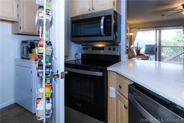 $350,000 | 601 Park Pl Drive, Unit 1A, Kaiser, MO 65047