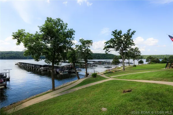 $350,000 | 601 Park Pl Drive, Unit 1A, Kaiser, MO 65047