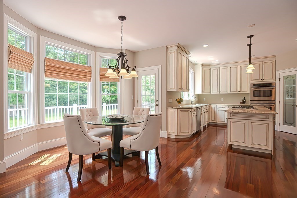 39 Oriole Road Medfield, MA 02052 - Photo 9 of 42 Gallery Image 9