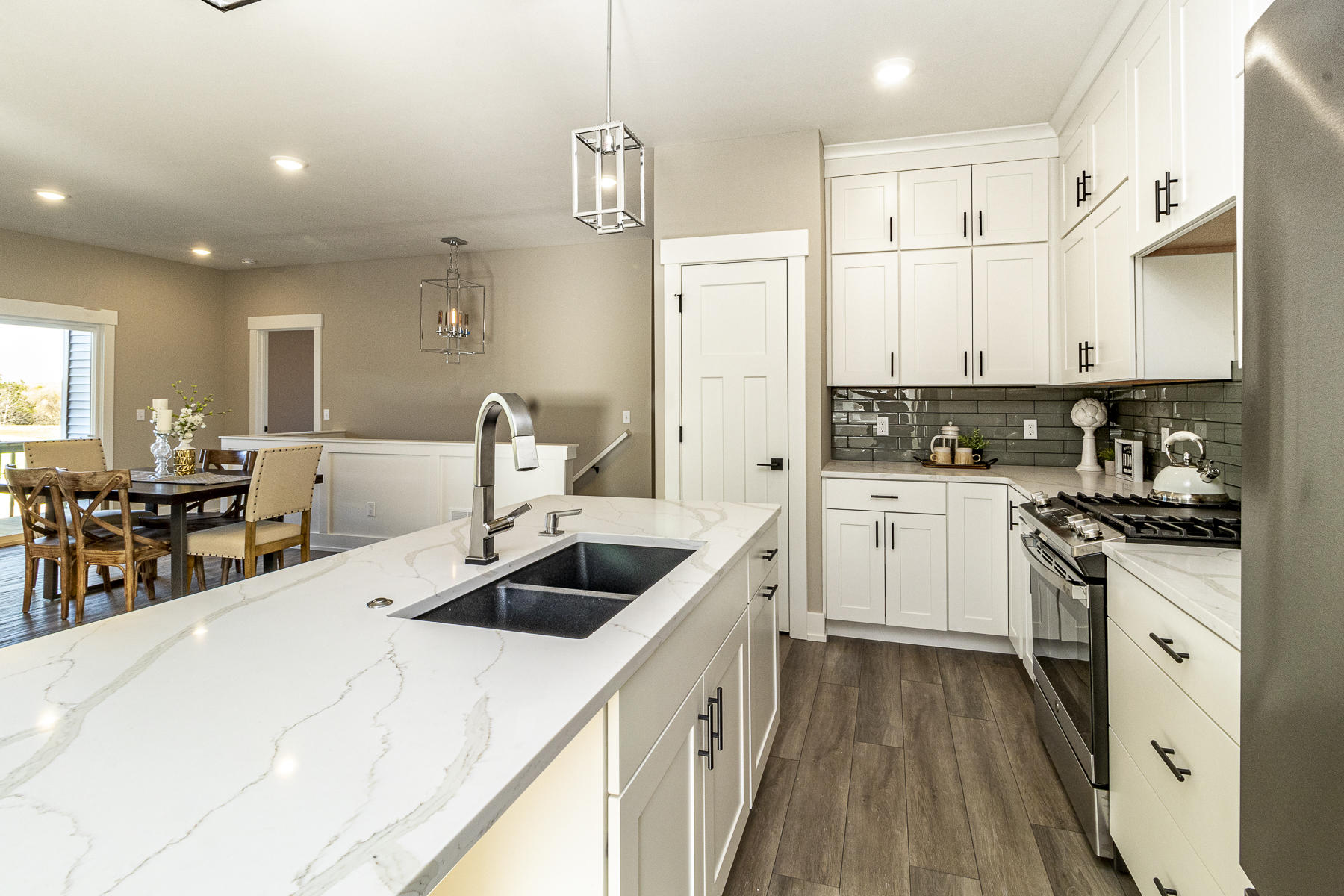 1489 Center Hill Road Southeast, Unit 22 Lowell, MI 49331 - Photo 9 of 28 HighlandsStaged14