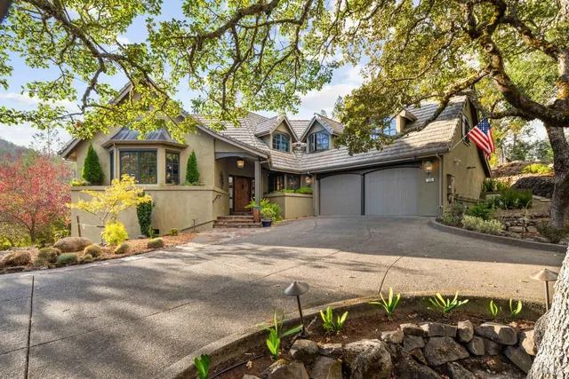 $1,995,000 | 1105 White Oak Drive, Santa Rosa, CA 95409