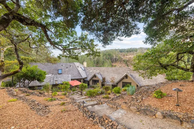 $1,795,000 | 1105 White Oak Drive, Santa Rosa, CA 95409