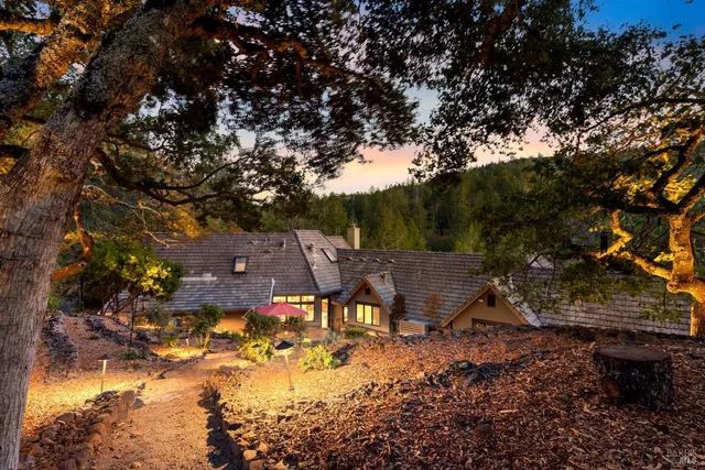 $1,795,000 | 1105 White Oak Drive, Santa Rosa, CA 95409