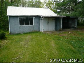 41 Dalhousie Road Waynesboro, VA 22980 - Photo 6 of 7 a house with a yard