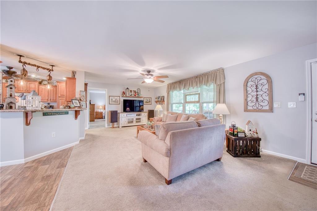 201 Magill Road Zelienople, PA 16063 - Photo 7 of 46