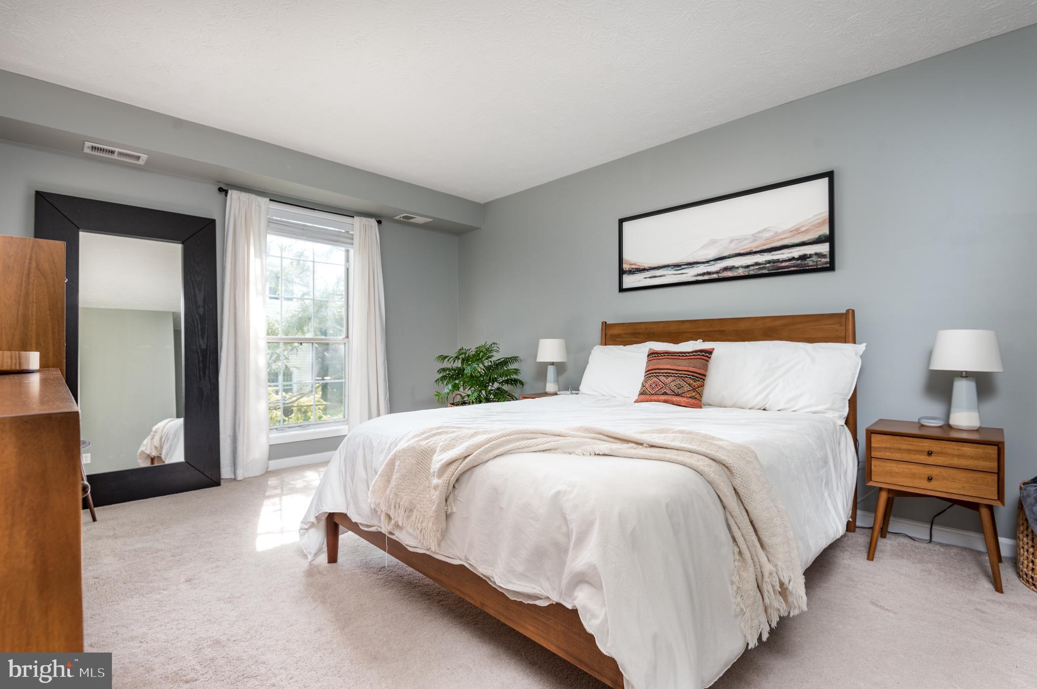 10065 Oakton Terrace Road, Unit 10065 Oakton, VA 22124 - Photo 21 of 35