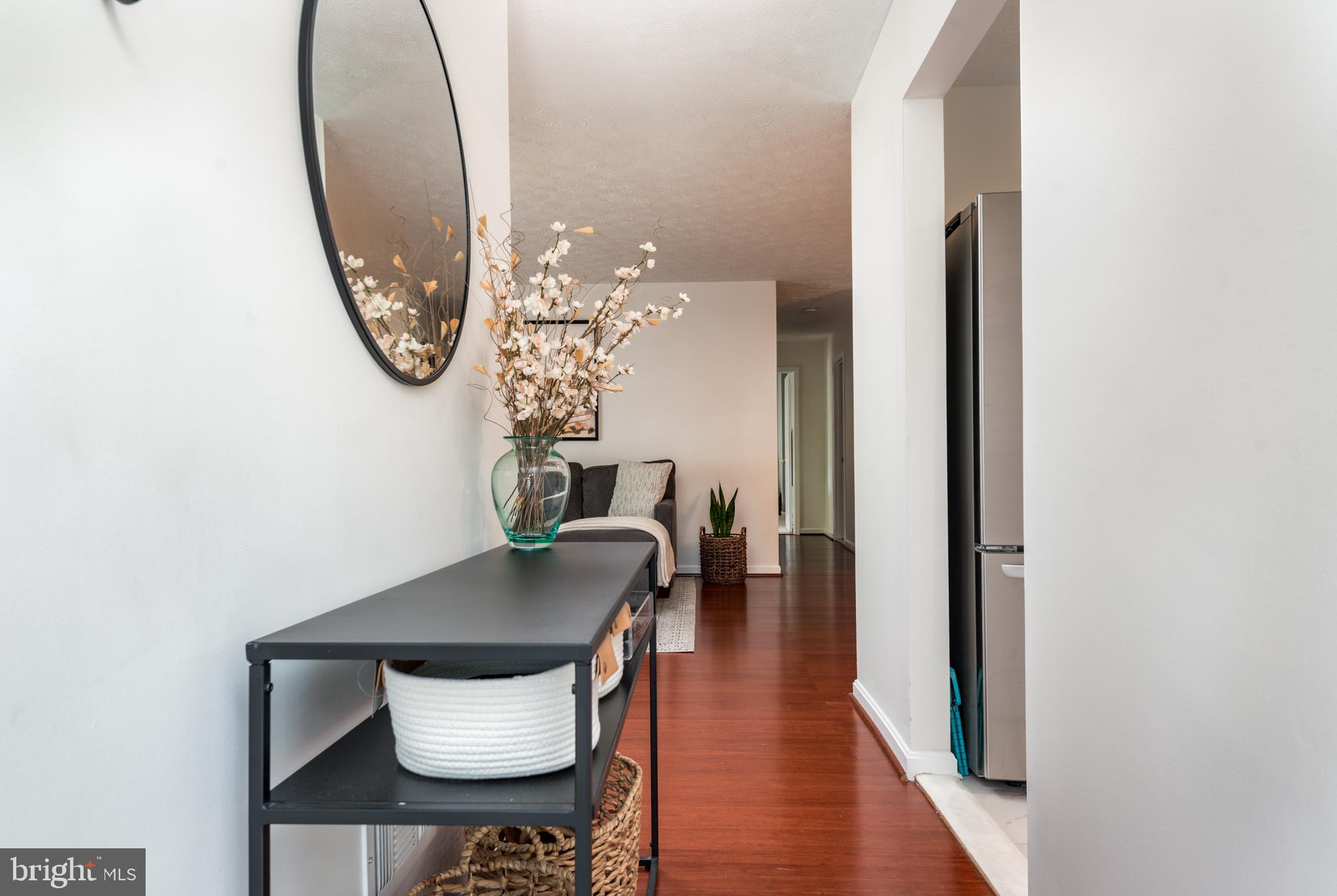 10065 Oakton Terrace Road, Unit 10065 Oakton, VA 22124 - Photo 6 of 35