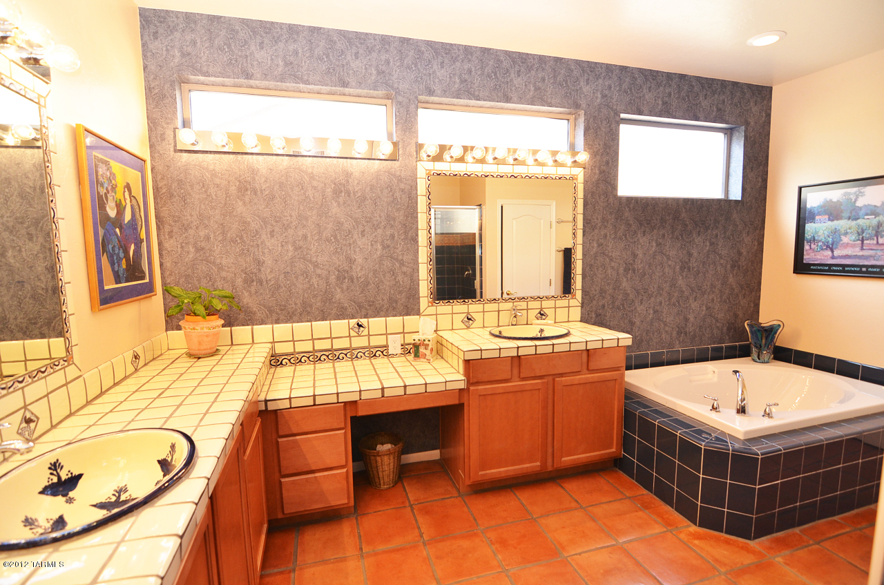 62661 East Flower Ridge Drive Tucson, AZ 85739 - Photo 10 of 25