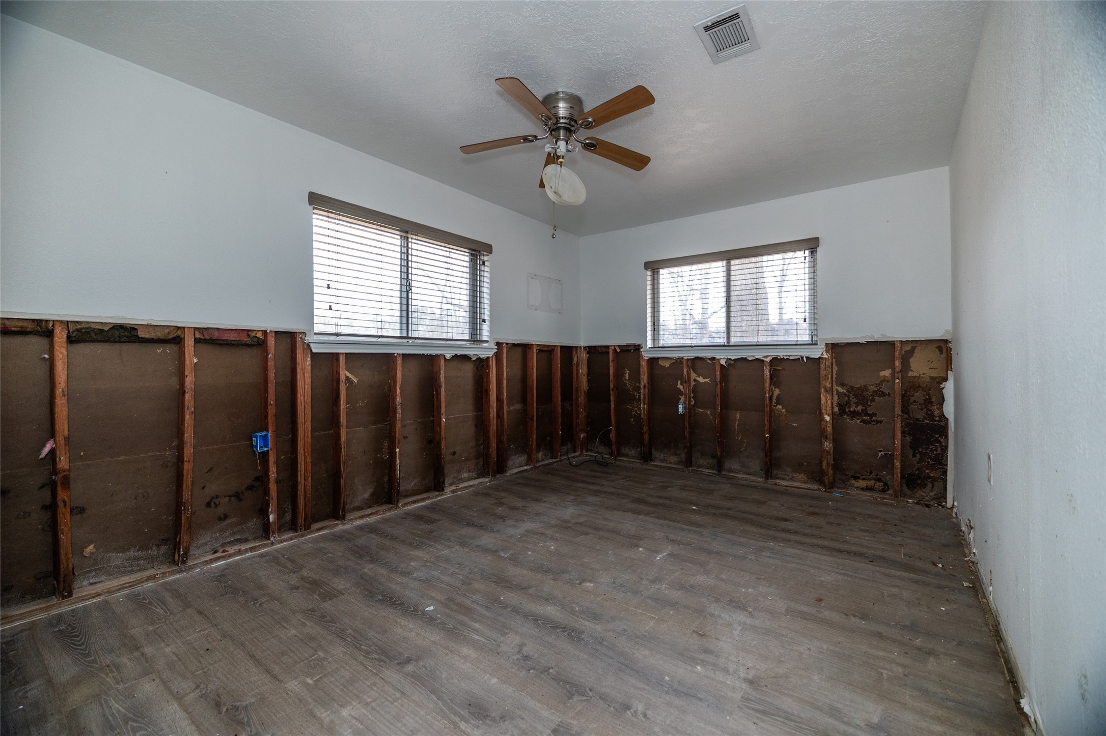 86 County Road 319 Cleveland, TX 77327 - Photo 19 of 24