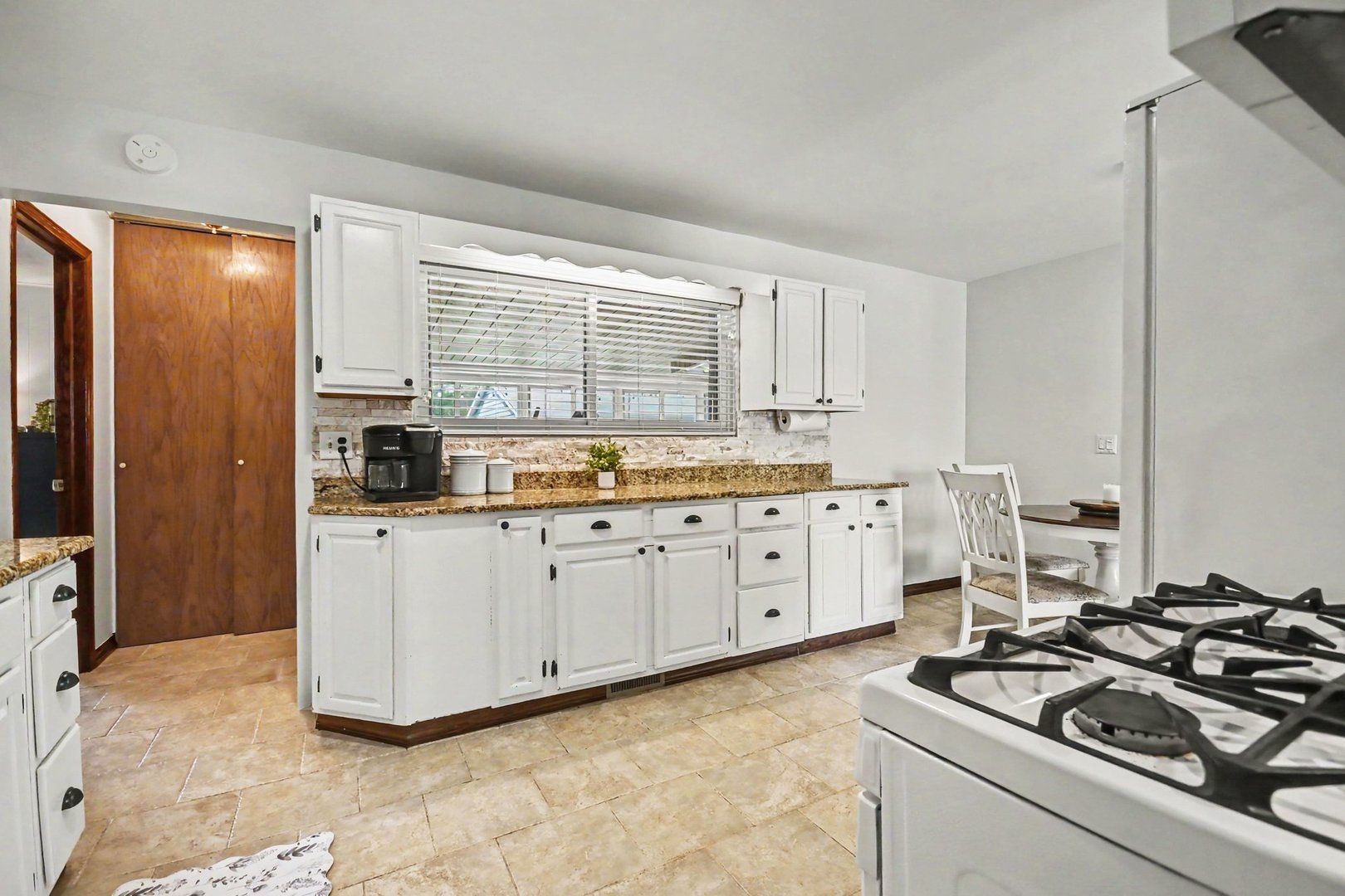 48 Pueblo Road Montgomery, IL 60538 - Photo 8 of 33 Gallery Image 8